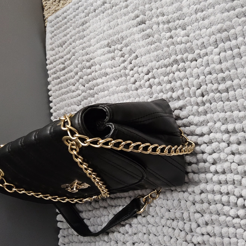 NWOT Gilda Paria  Black Crossbody Bag - Picture 8 of 11